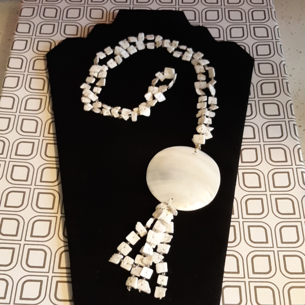White Mother of Pearl Tassel Pendant Necklace